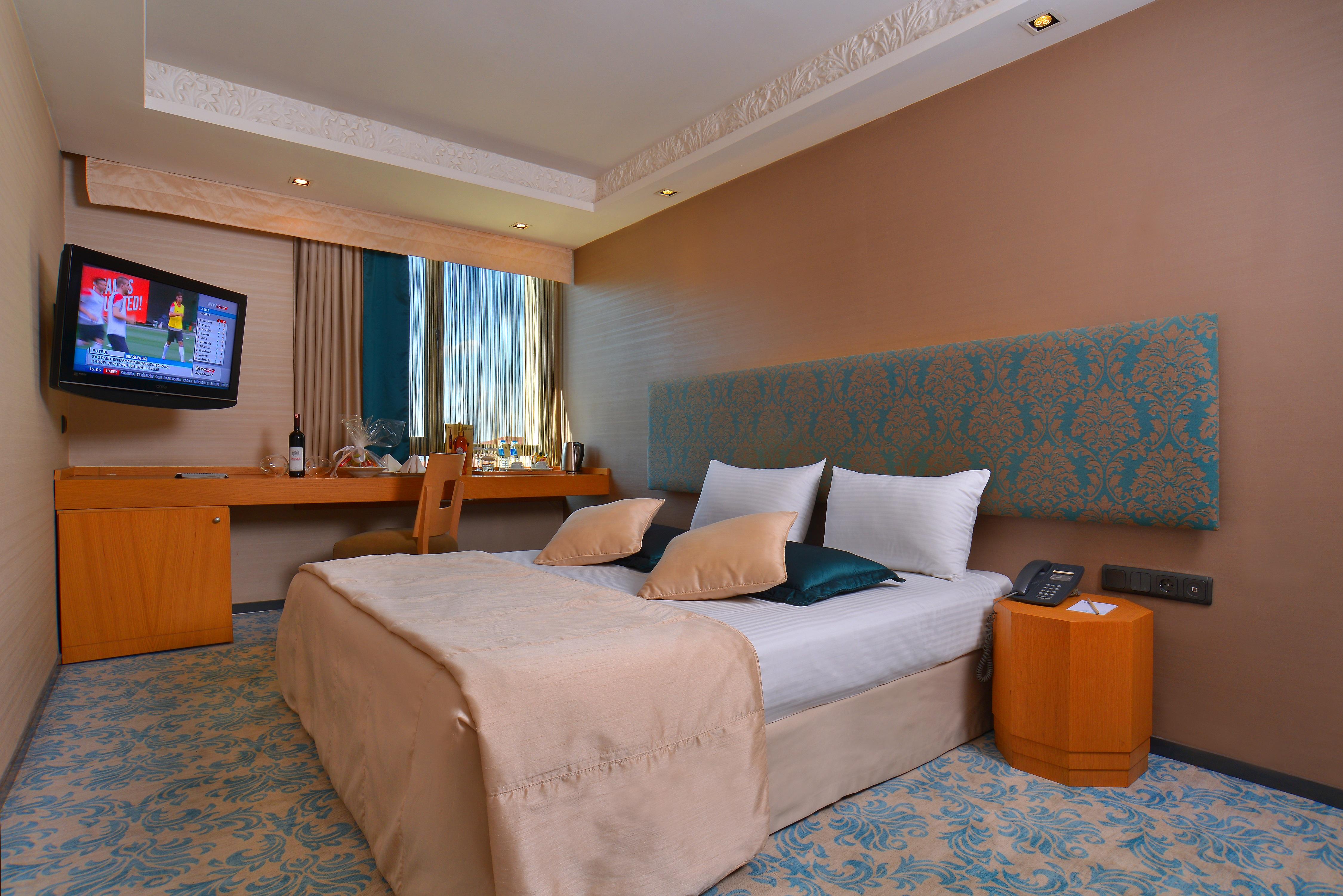 Pera Tulip Hotel & Spa Стамбул Экстерьер фото