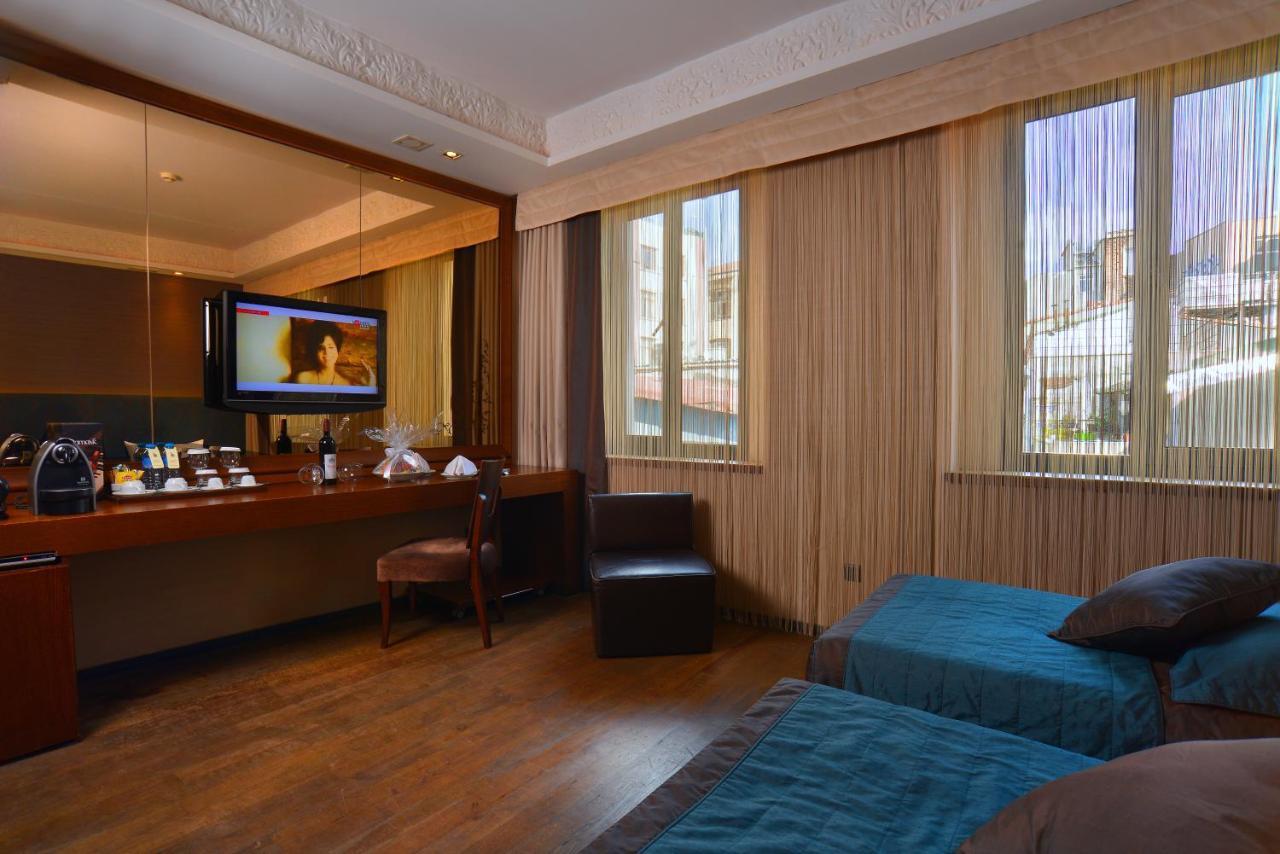 Pera Tulip Hotel & Spa Стамбул Экстерьер фото