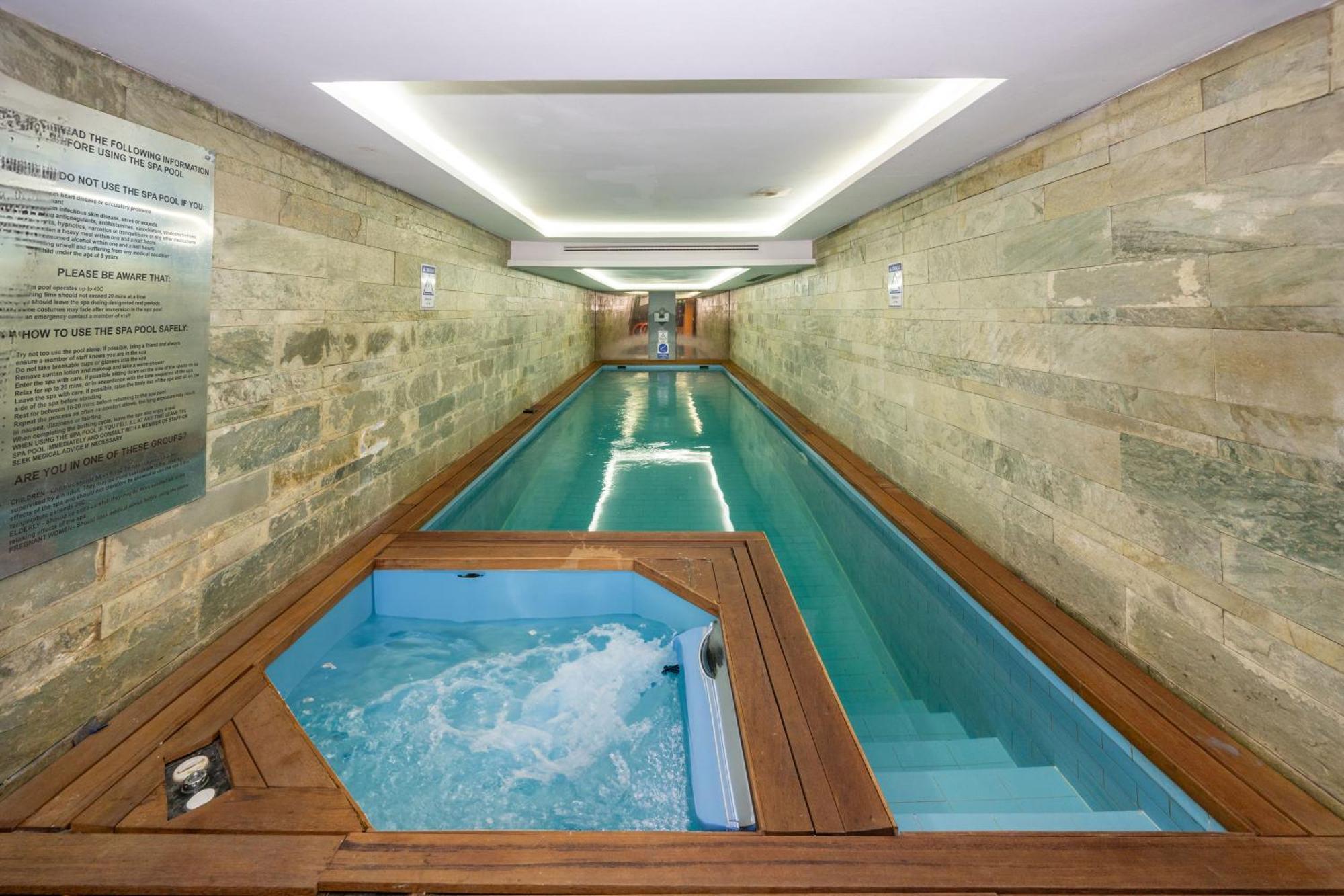 Pera Tulip Hotel & Spa Стамбул Экстерьер фото