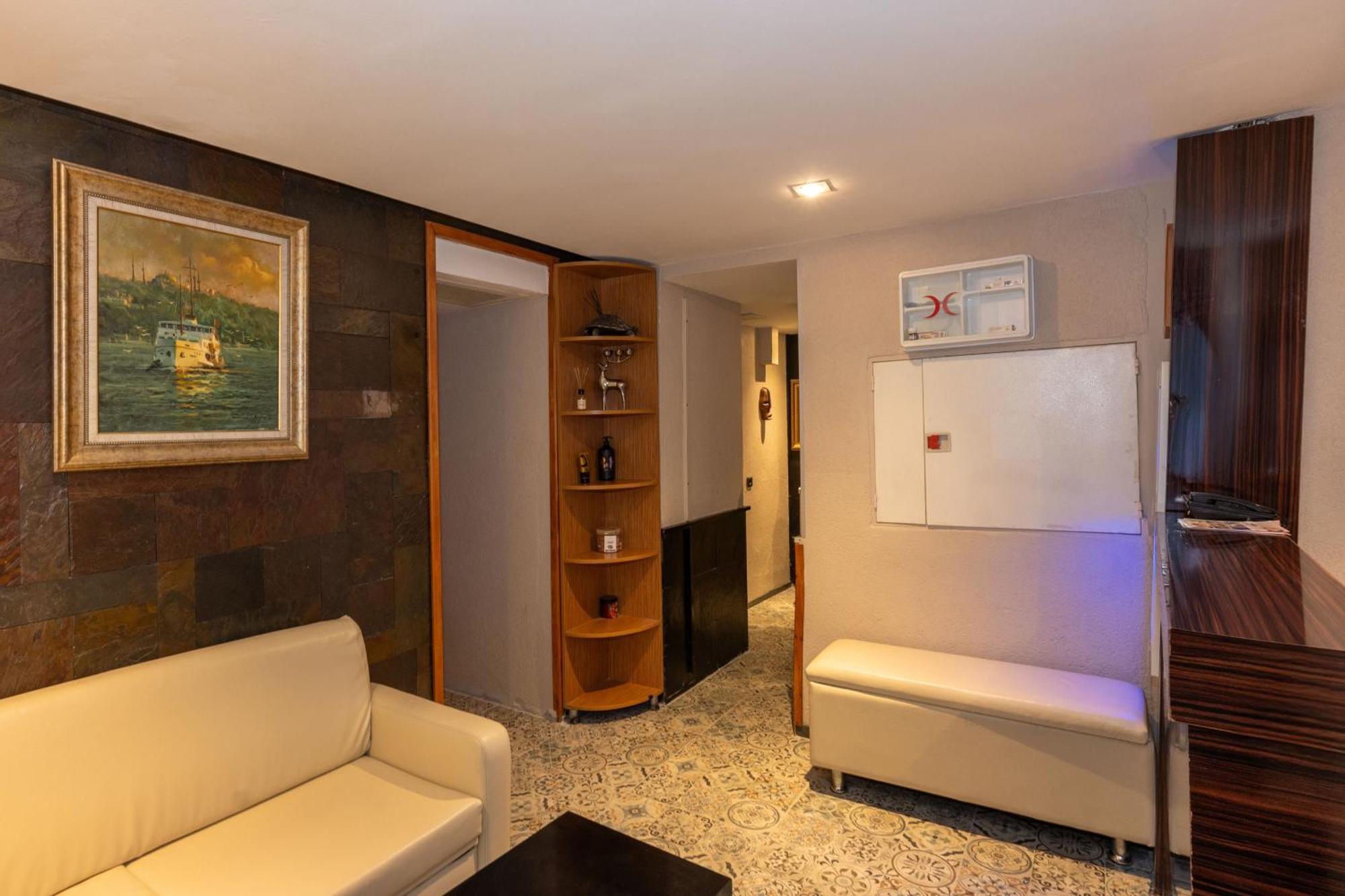 Pera Tulip Hotel & Spa Стамбул Экстерьер фото